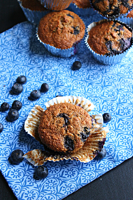 Skinny Blueberry Oatmeal Muffins
